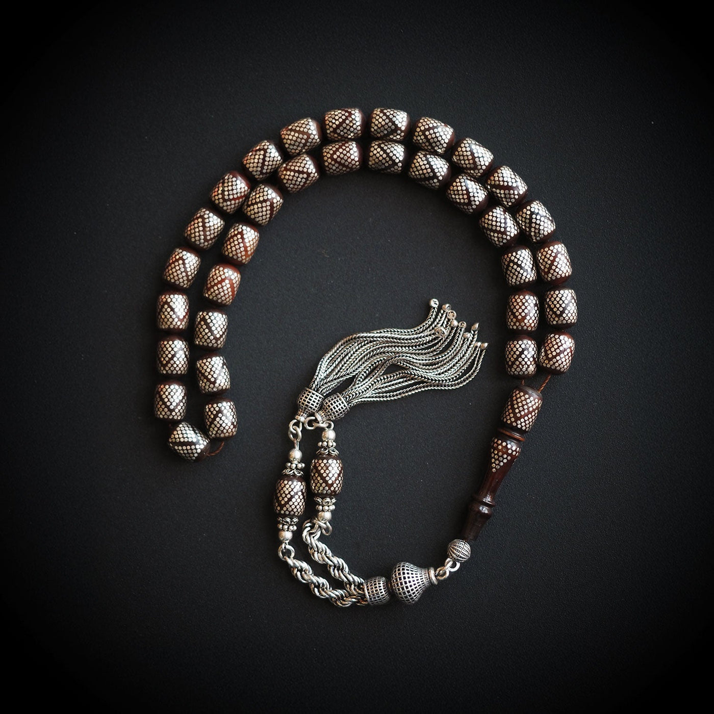 Silver-Embellished Kuka Tasbeeh – WATD077