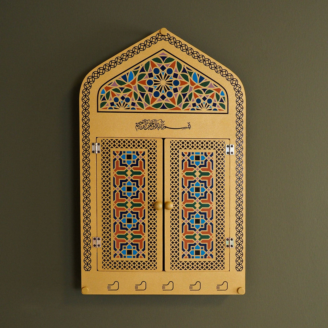Metal Islamic Wall Display Cabinet (Mihrab Shaped) - WAMH210