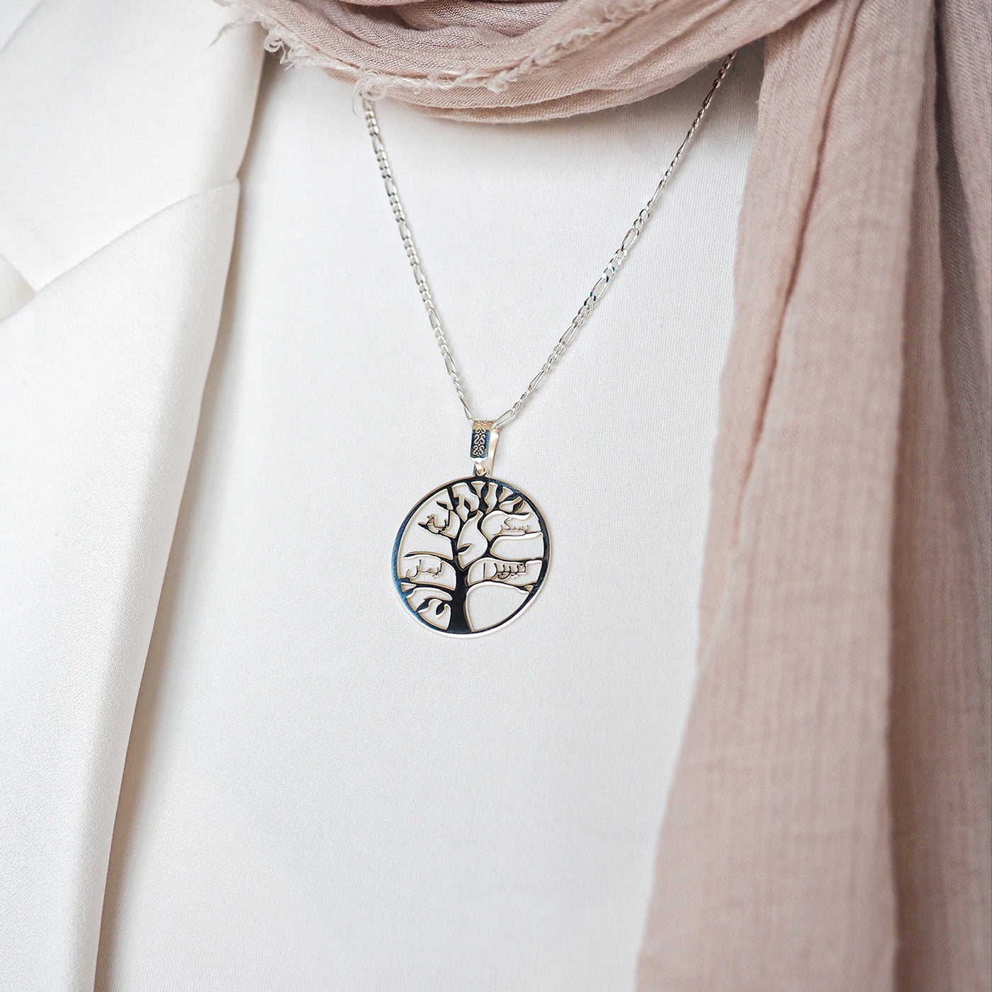Custom Tree of Life Names Silver Necklace - WAMT033