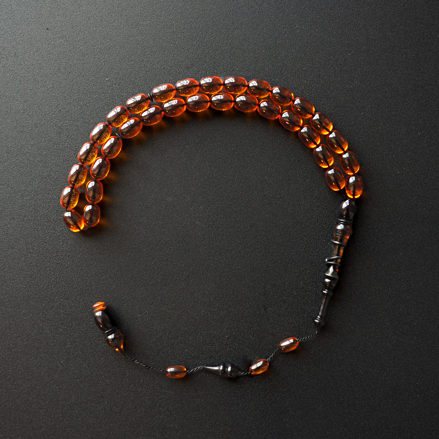 Custom Cast Graded Fire Amber Tasbeeh – Streaked Beads with Dual-Tone Design – WATE048