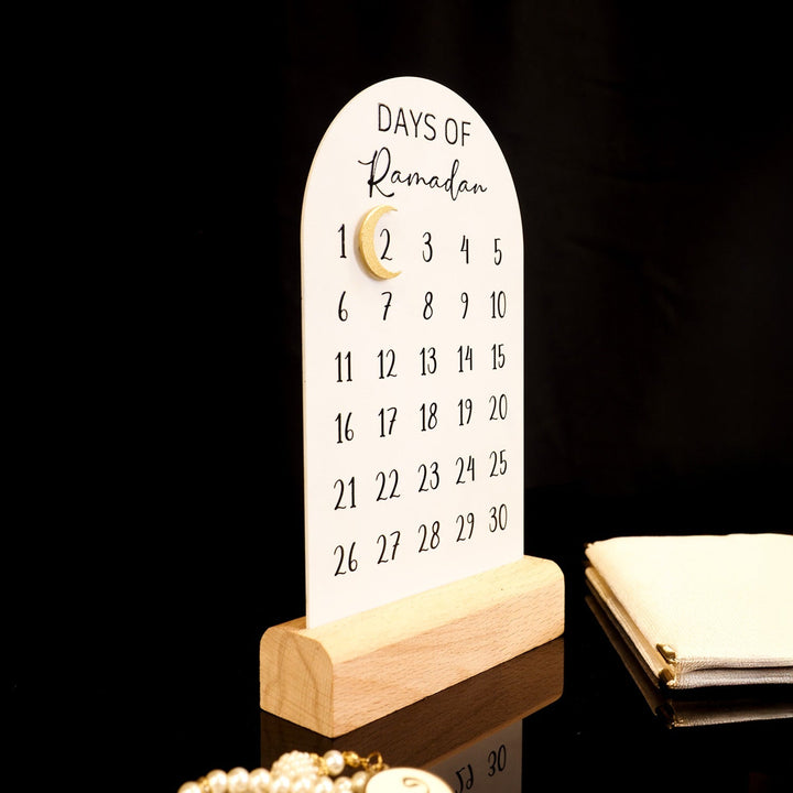 Metal Ramadan Calendar (Wooden Base &amp; Magnetic Crescent) - WAMH179