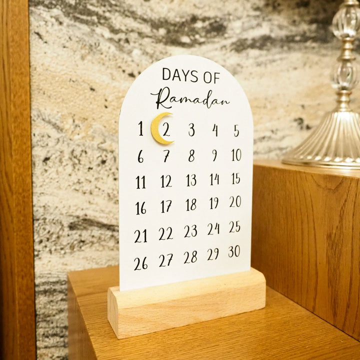 Metal Ramadan Calendar (Wooden Base &amp; Magnetic Crescent) - WAMH179