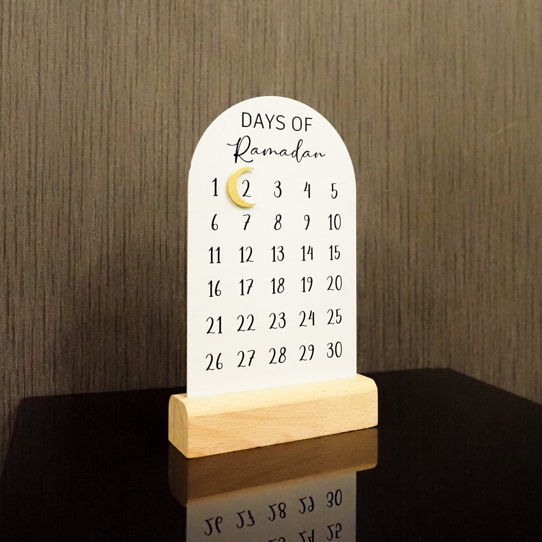 Metal Ramadan Calendar (Wooden Base &amp; Magnetic Crescent) - WAMH179